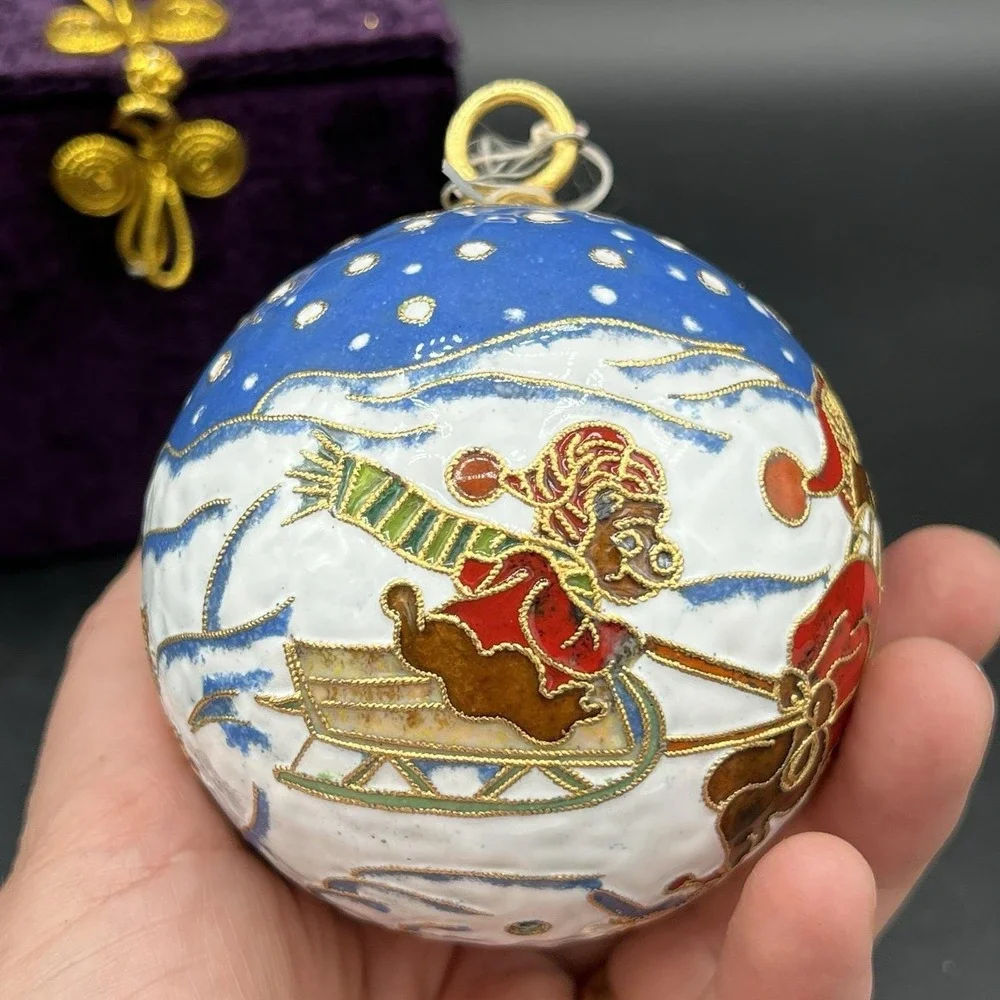 Cloisonne White Ornament Snowman & Bears Sledding Snow 3.5